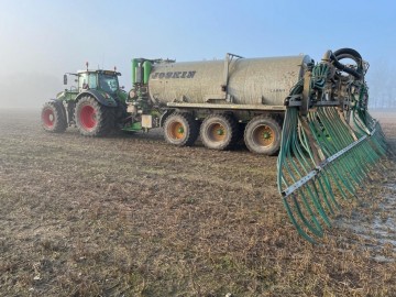 The beginning of Spring brings the start of our Slurry Application